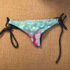 Reversible San Lorenzo Scrunch Butt Thong Bikini